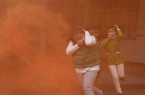 火災(zāi)中濕毛巾捂口鼻穿過煙霧科學(xué)嗎？