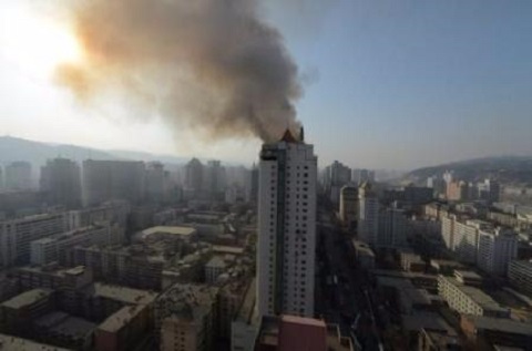 高樓著火，該如何自救逃生？