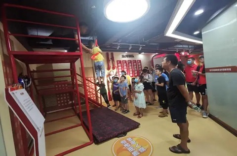 杉仙嶺社區(qū)參觀消防科普教育館社會實(shí)踐活動