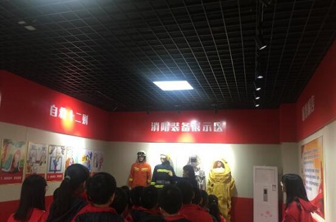 峽江縣第二實驗小學組織學生參觀消防科普教育基地