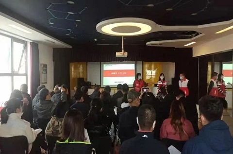 西紅門鎮(zhèn)應(yīng)急安全教育基地開(kāi)展紅十字應(yīng)急救護(hù)培訓(xùn)