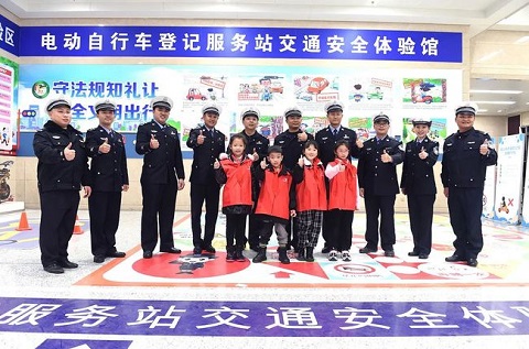 廣西首個(gè)電動(dòng)自行車交通安全體驗(yàn)館 廣西首個(gè)電動(dòng)自行車交通安全體驗(yàn)館